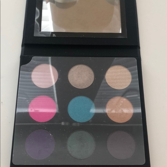 MakeUp ForEver - Picture 3 of 3